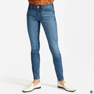 Everlane | Mid rise ankle skinny jeans EUC Size 28